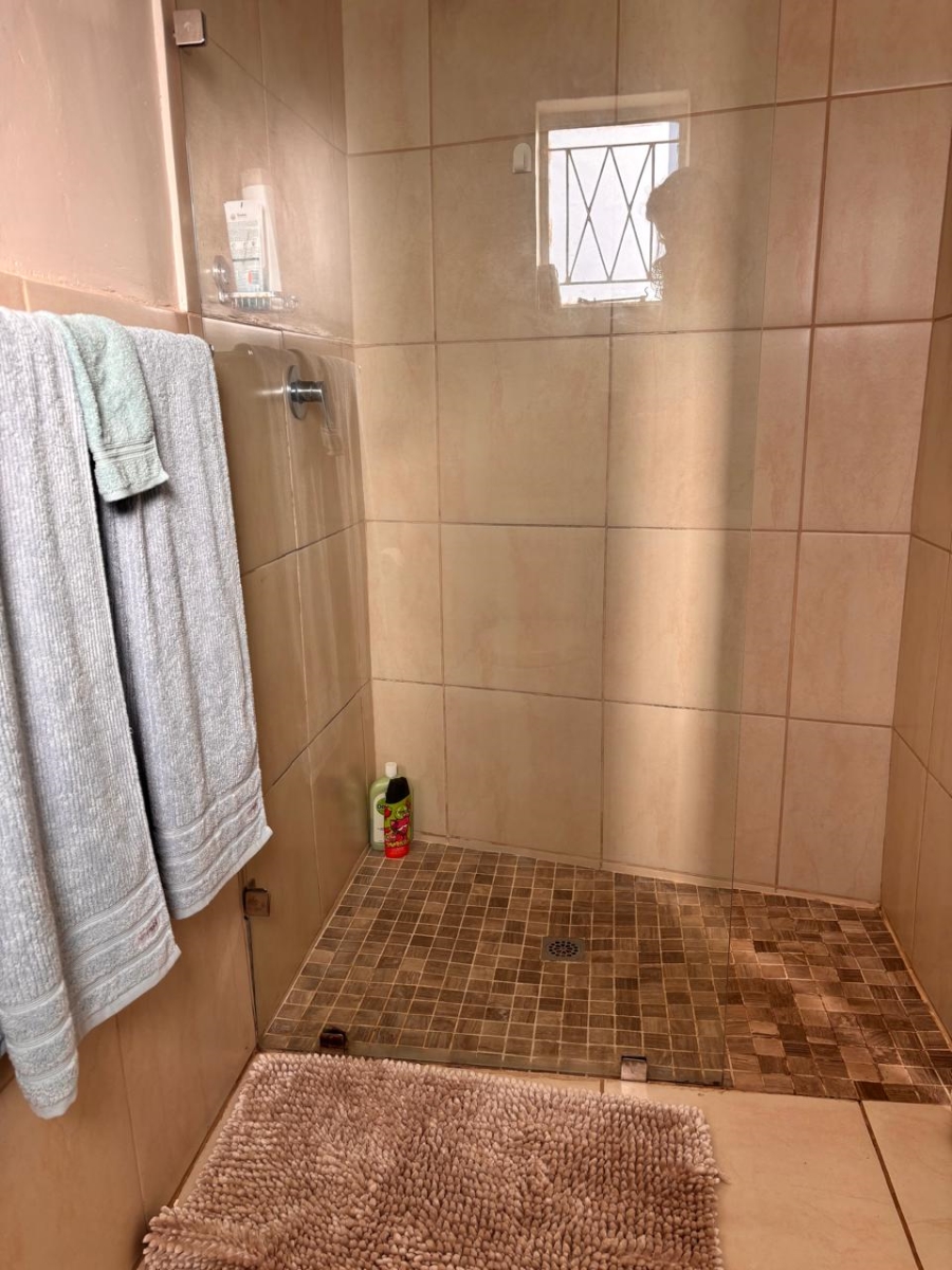 4 Bedroom Property for Sale in Jeffreys Bay Central Eastern Cape